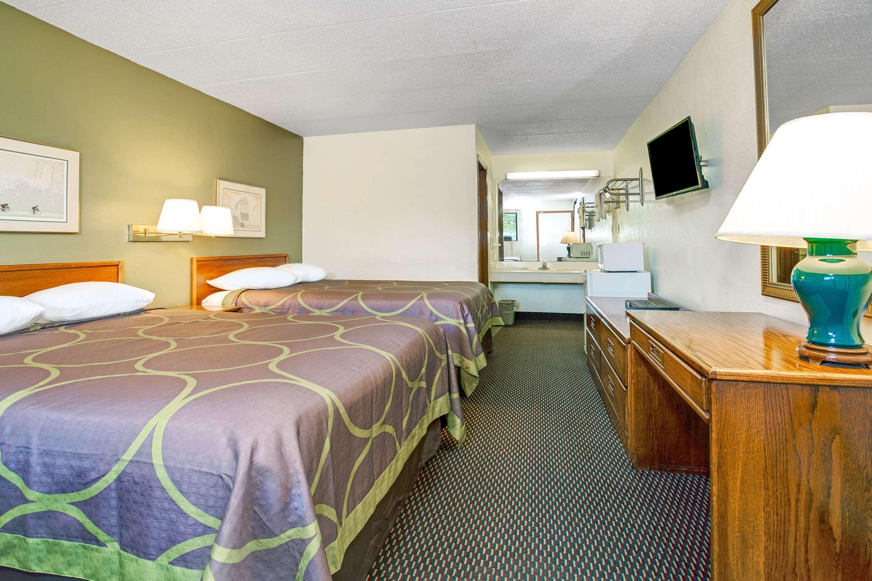 Super 8 By Wyndham Fort Mitchell Cincinnati Area מראה חיצוני תמונה