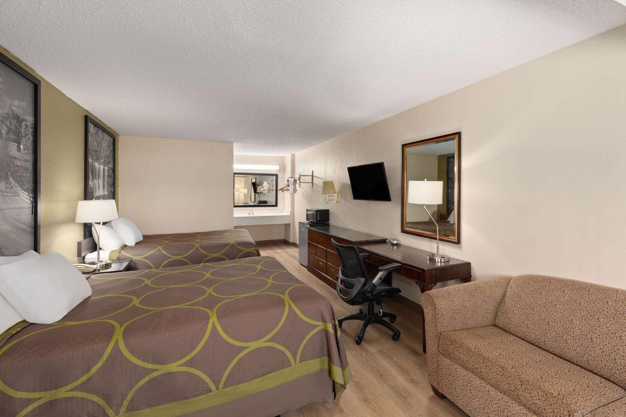 Super 8 By Wyndham Fort Mitchell Cincinnati Area מראה חיצוני תמונה