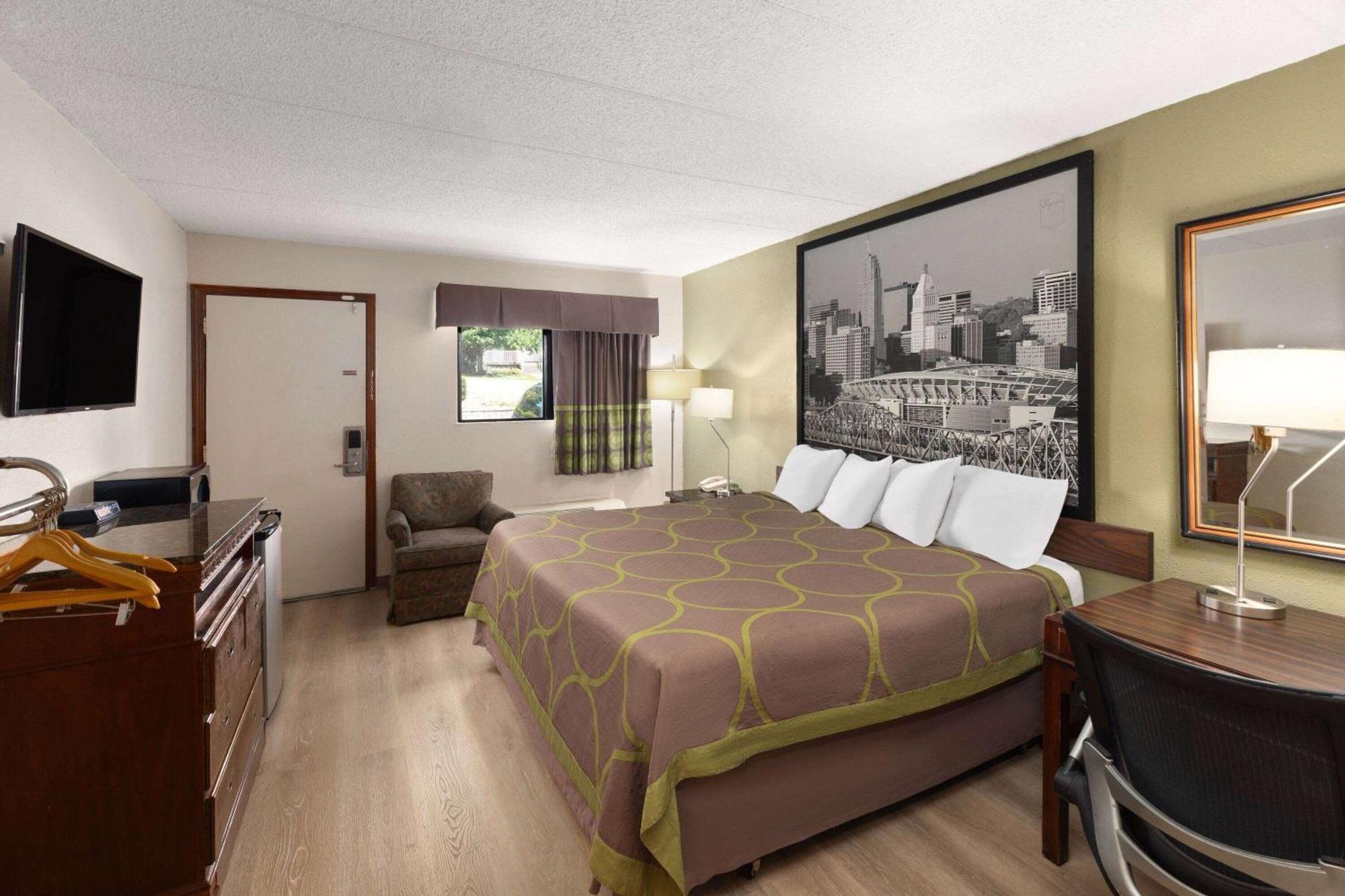 Super 8 By Wyndham Fort Mitchell Cincinnati Area מראה חיצוני תמונה